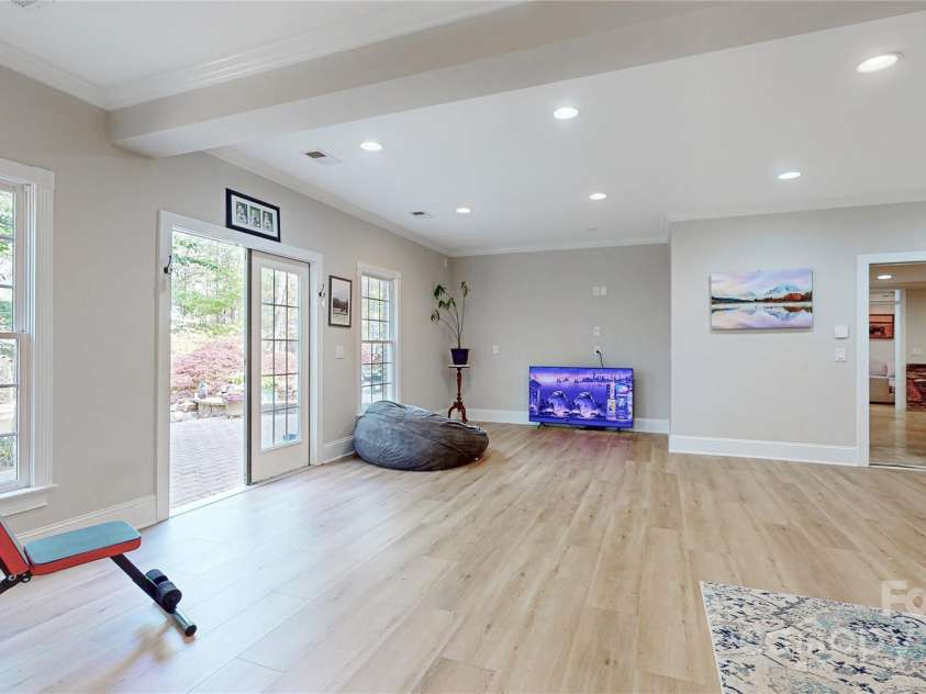 305 Caledonia Way, Waxhaw, NC 28173.  MLS# CAR4245692, YatesRealty ID 10178. 