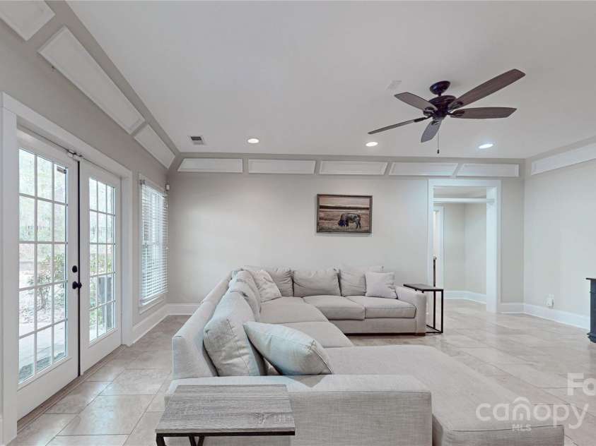 305 Caledonia Way, Waxhaw, NC 28173.  MLS# CAR4245692, YatesRealty ID 10178. 