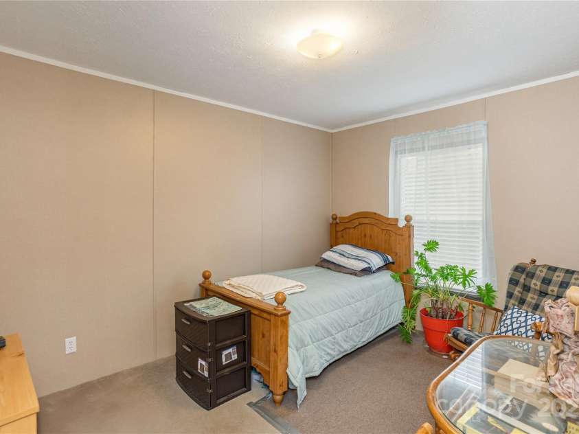 471 Pleasant Grove Road, Hendersonville, NC 28739.  MLS# CAR4243526, YatesRealty ID 10179. 