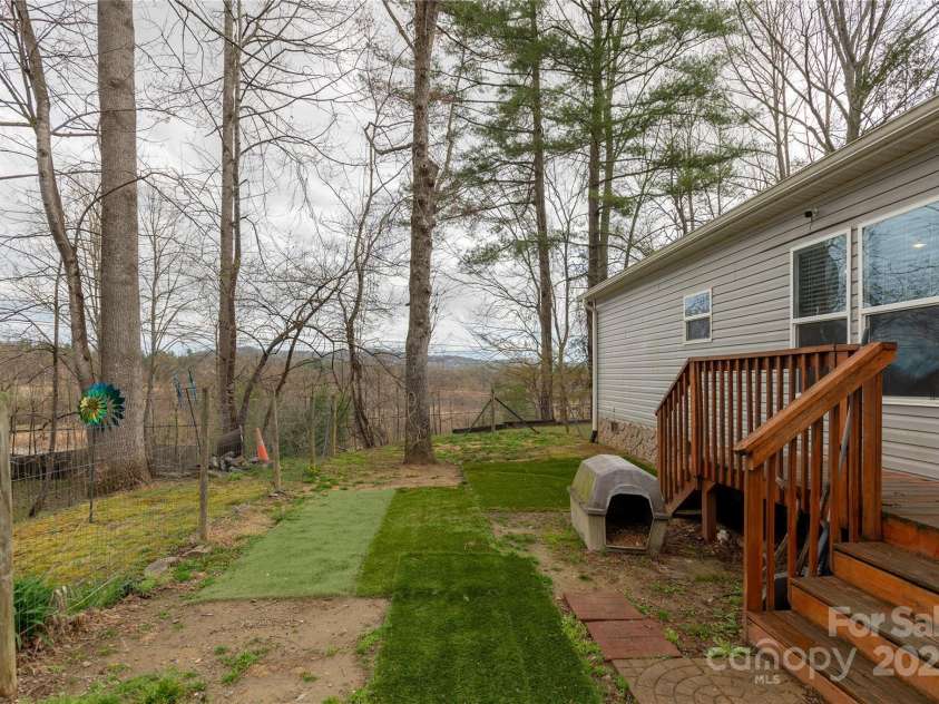 471 Pleasant Grove Road, Hendersonville, NC 28739.  MLS# CAR4243526, YatesRealty ID 10179. 