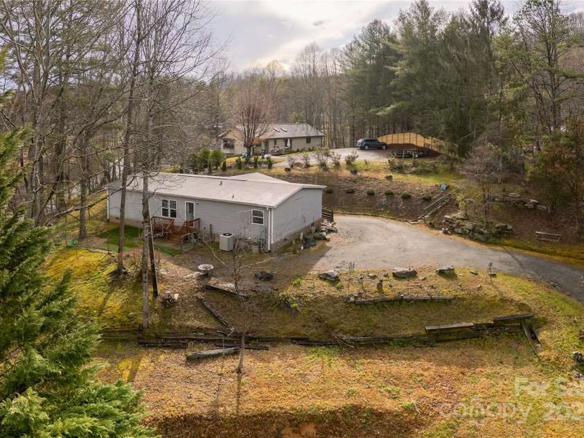 471 Pleasant Grove Road, Hendersonville, NC 28739.  MLS# CAR4243526, YatesRealty ID 10179. 