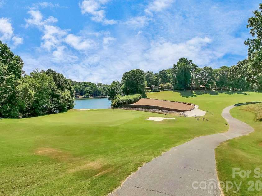 16 Woodvine Lane, Clover, SC 29710.  MLS# CAR4303329, YatesRealty ID 10180. 