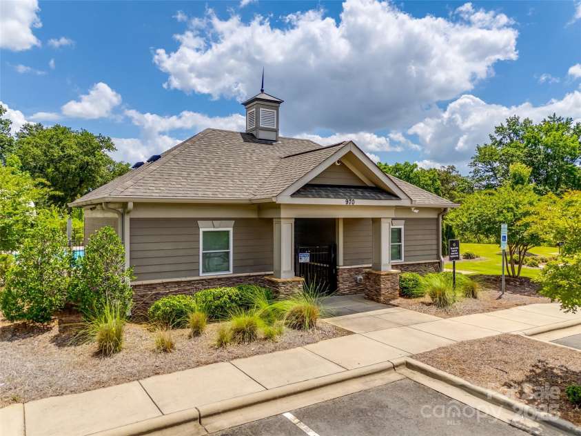 487 Hawks Creek Parkway, Fort Mill, SC 29708.  MLS# CAR4246089, YatesRealty ID 10180. Community Pool