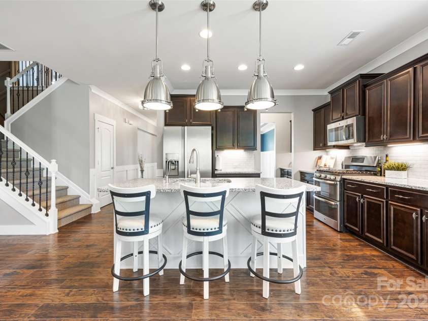 487 Hawks Creek Parkway, Fort Mill, SC 29708.  MLS# CAR4246089, YatesRealty ID 10180. Kitchen