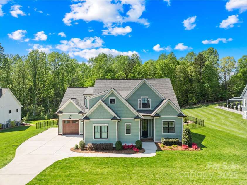 108 Castleview Lane, Mooresville, NC 28115.  MLS# CAR4246453, YatesRealty ID 10181. 