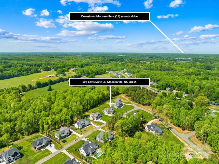 108 Castleview Lane, Mooresville, NC 28115.  MLS# CAR4246453, YatesRealty ID 10181. 