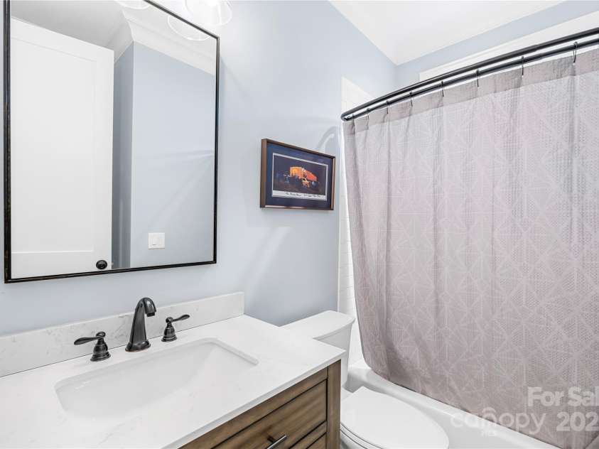 108 Castleview Lane, Mooresville, NC 28115.  MLS# CAR4246453, YatesRealty ID 10181. Full bathroom main floor