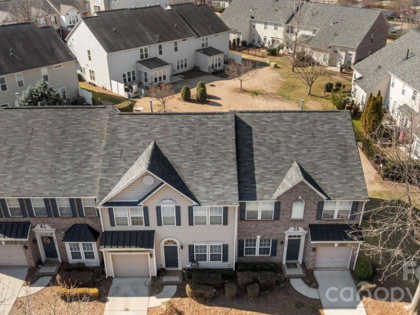 2318 Whitford Lane, Charlotte, NC 28210.  MLS# CAR4342474, YatesRealty ID 10185. 