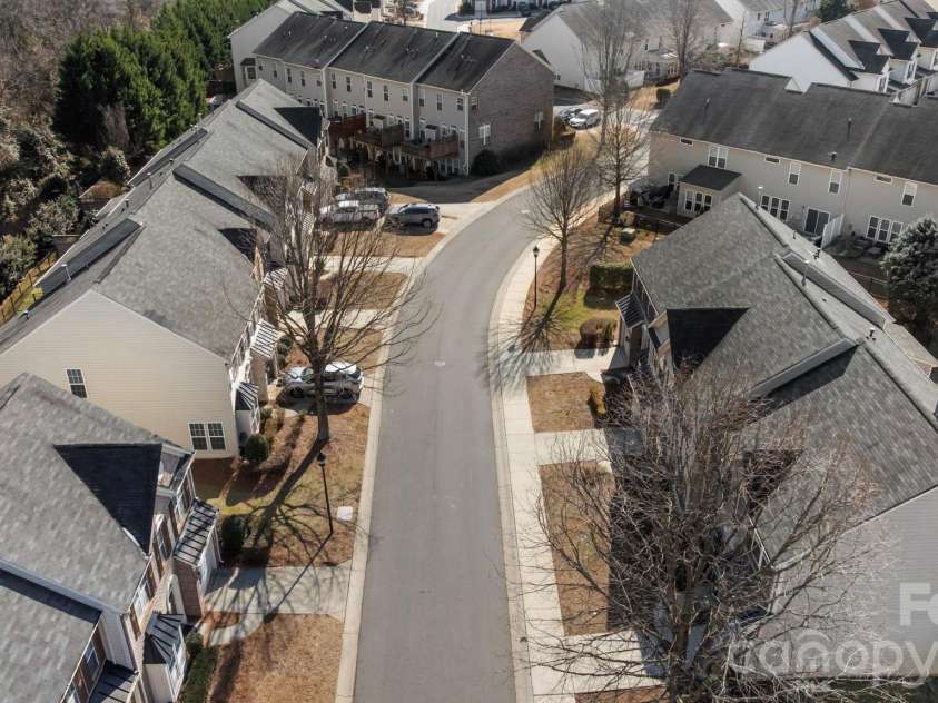 2318 Whitford Lane, Charlotte, NC 28210.  MLS# CAR4342474, YatesRealty ID 10185. 