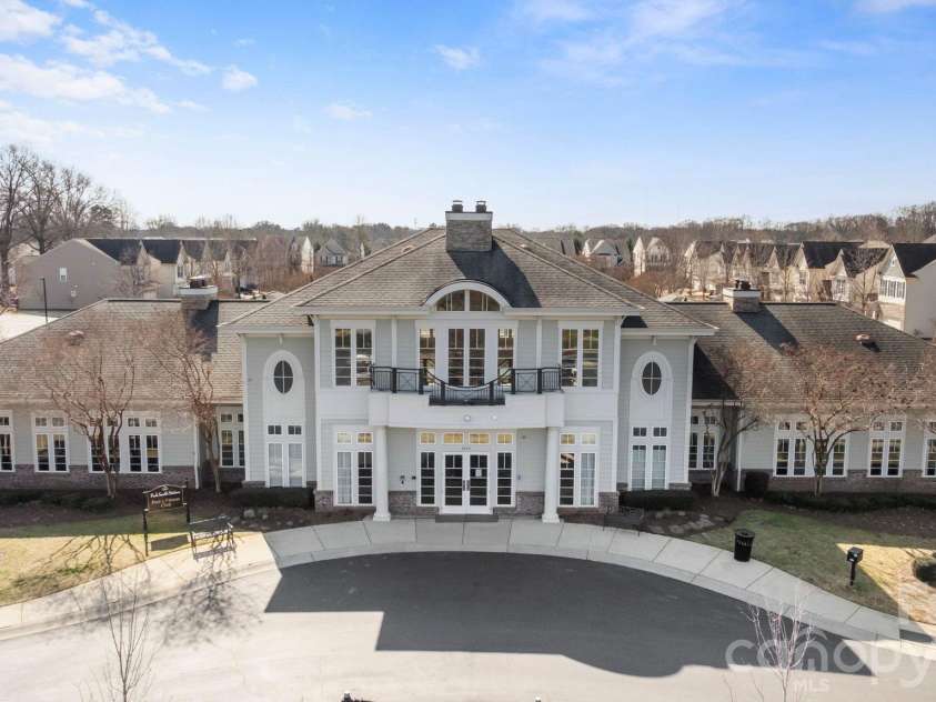 2318 Whitford Lane, Charlotte, NC 28210.  MLS# CAR4342474, YatesRealty ID 10185. 