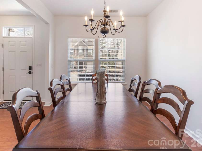 2318 Whitford Lane, Charlotte, NC 28210.  MLS# CAR4342474, YatesRealty ID 10185. 