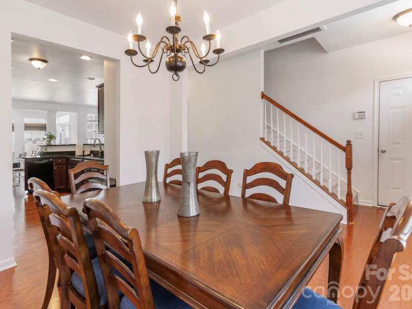 2318 Whitford Lane, Charlotte, NC 28210.  MLS# CAR4342474, YatesRealty ID 10185. 