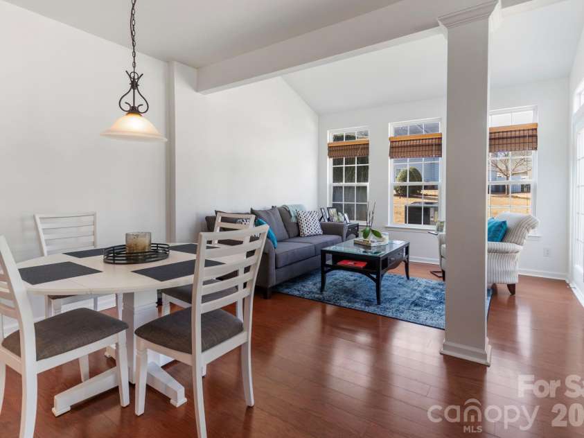 2318 Whitford Lane, Charlotte, NC 28210.  MLS# CAR4342474, YatesRealty ID 10185. 