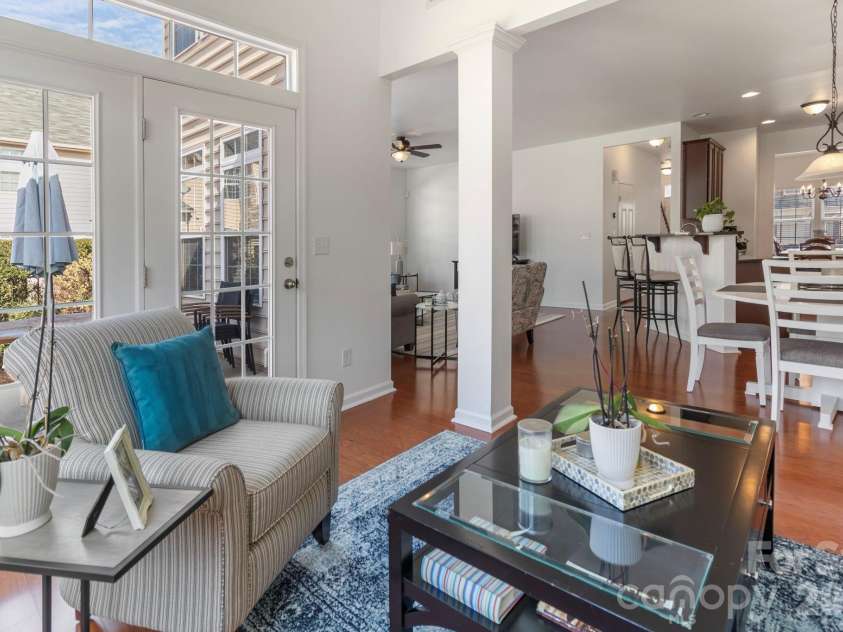 2318 Whitford Lane, Charlotte, NC 28210.  MLS# CAR4342474, YatesRealty ID 10185. 