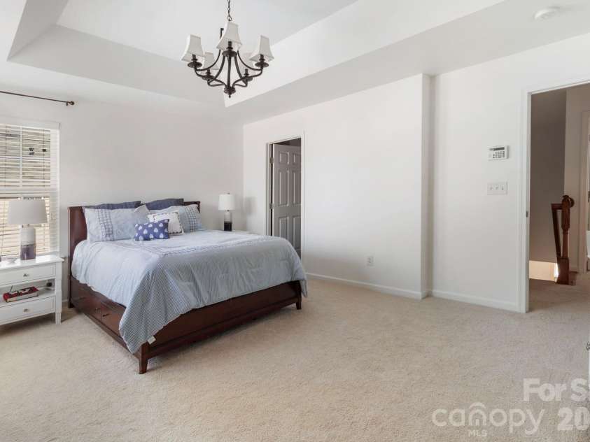 2318 Whitford Lane, Charlotte, NC 28210.  MLS# CAR4342474, YatesRealty ID 10185. 