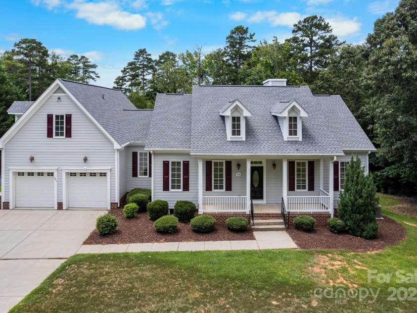 591 Emerald Isle Court, Lexington, NC 27292.  MLS# CAR4245365, YatesRealty ID 10185. 