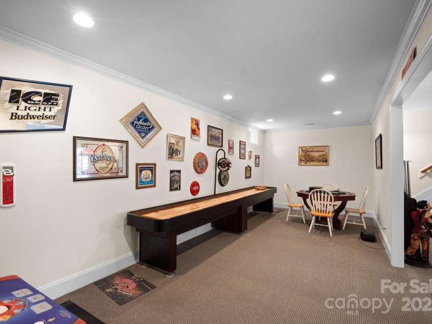 591 Emerald Isle Court, Lexington, NC 27292.  MLS# CAR4245365, YatesRealty ID 10185. Basement