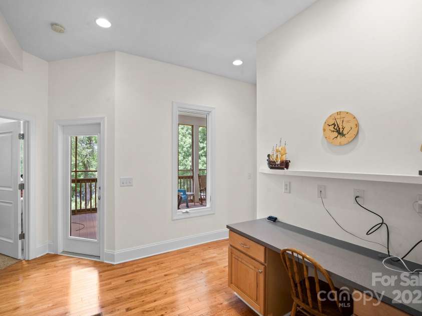 591 Emerald Isle Court, Lexington, NC 27292.  MLS# CAR4245365, YatesRealty ID 10185. Office Space on Main Level