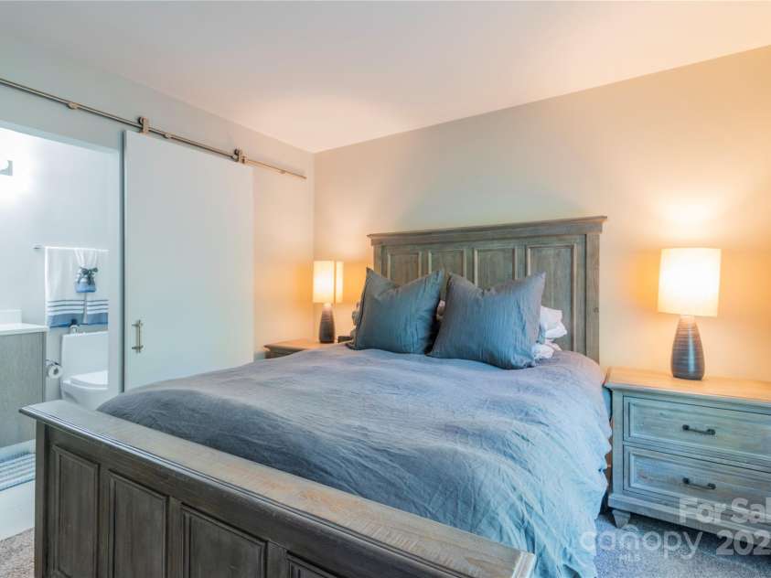 1529 Briar Creek Road, Charlotte, NC 28205.  MLS# CAR4245229, YatesRealty ID 10186. 