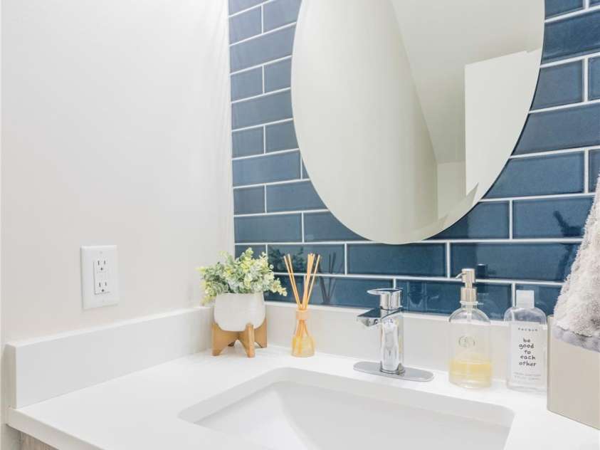 1529 Briar Creek Road, Charlotte, NC 28205.  MLS# CAR4245229, YatesRealty ID 10186. 