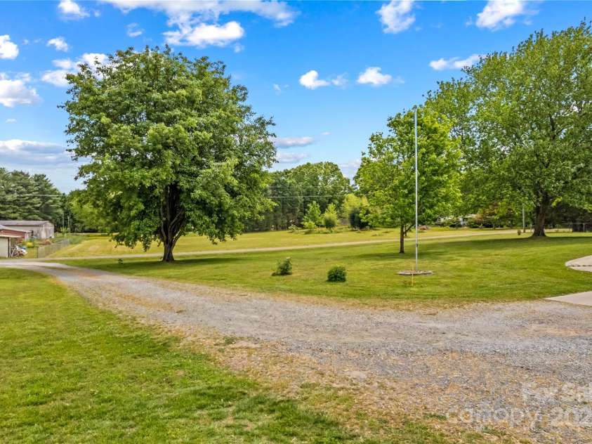 1260 Summer Lane, Salisbury, NC 28146.  MLS# CAR4251380, YatesRealty ID 10187. 