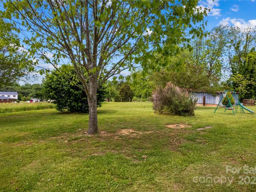 1260 Summer Lane, Salisbury, NC 28146.  MLS# CAR4251380, YatesRealty ID 10187. 