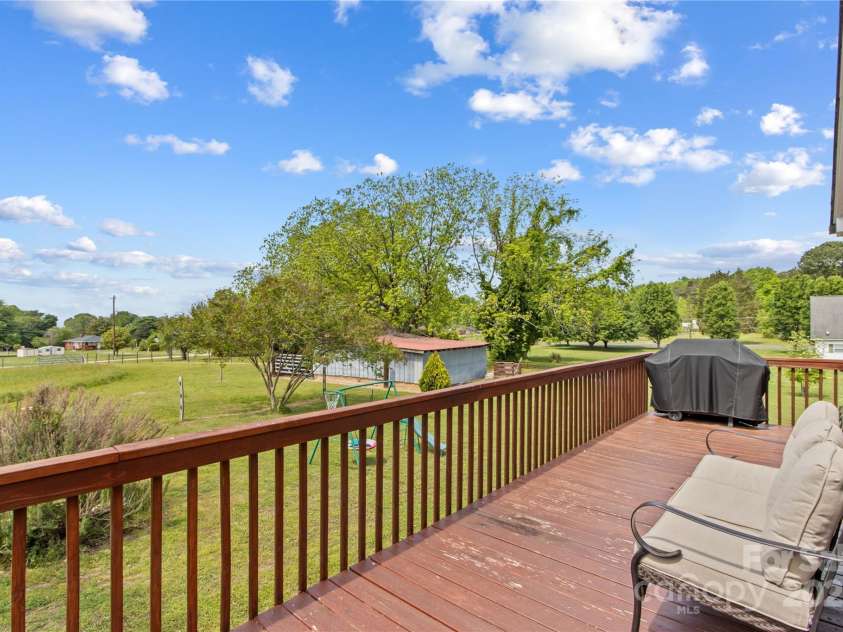 1260 Summer Lane, Salisbury, NC 28146.  MLS# CAR4251380, YatesRealty ID 10187. 