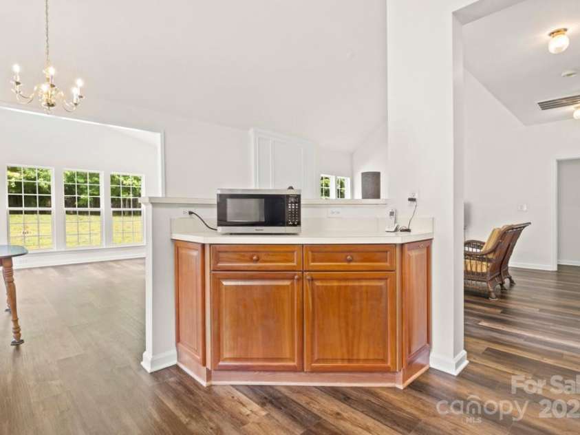 124 Shephard Hill Drive, Mooresville, NC 28115.  MLS# CAR4251537, YatesRealty ID 10188. 