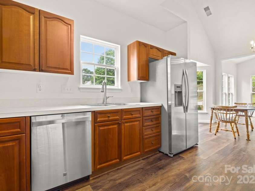 124 Shephard Hill Drive, Mooresville, NC 28115.  MLS# CAR4251537, YatesRealty ID 10188. 