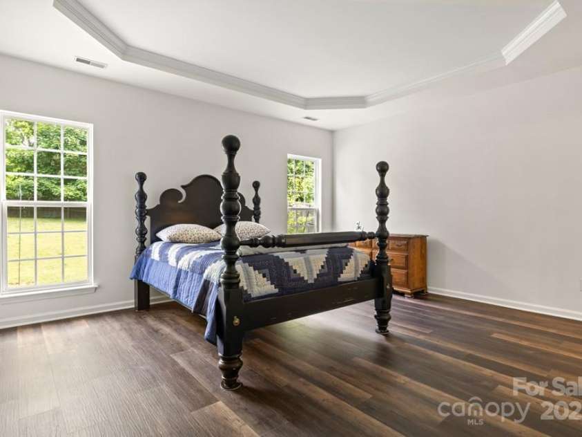 124 Shephard Hill Drive, Mooresville, NC 28115.  MLS# CAR4251537, YatesRealty ID 10188. 