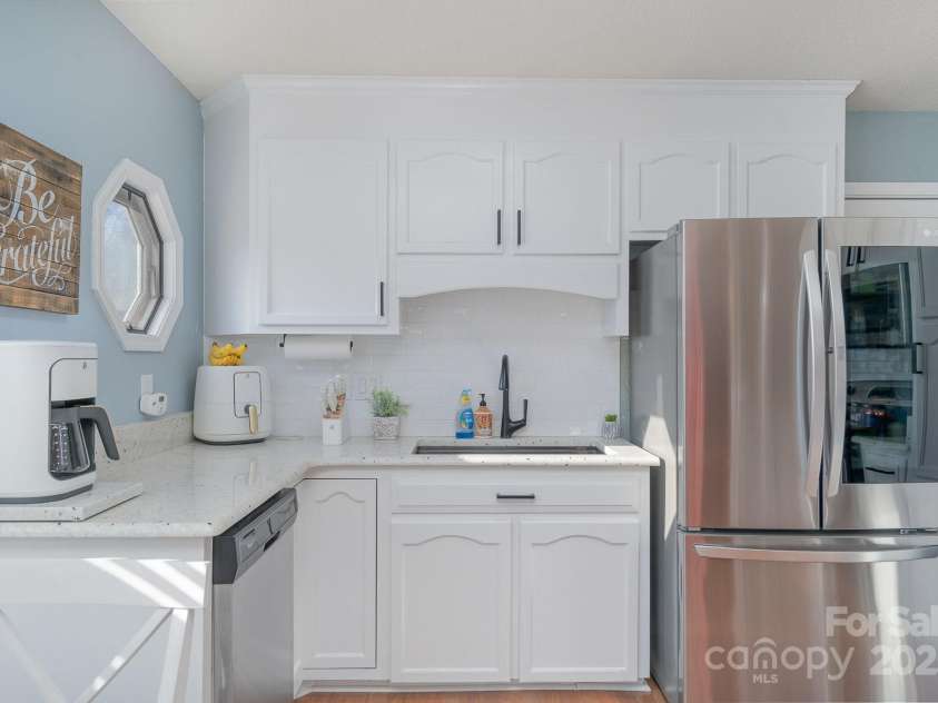 101 Ingonish Drive, Gastonia, NC 28056.  MLS# CAR4210842, YatesRealty ID 1019. 