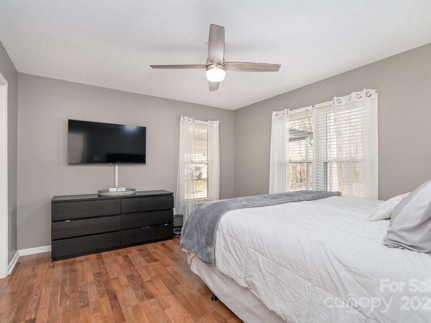 101 Ingonish Drive, Gastonia, NC 28056.  MLS# CAR4210842, YatesRealty ID 1019. 