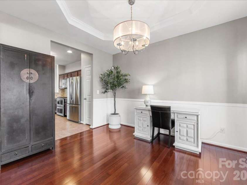 2301 Whitford Lane, Charlotte, NC 28210.  MLS# CAR4358842, YatesRealty ID 10190. 
