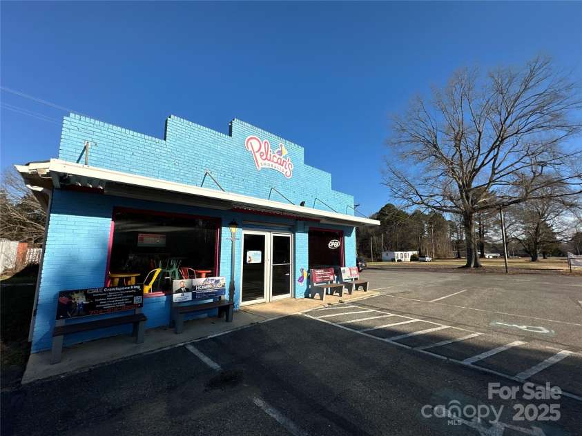 114 Barker Road, Dallas, NC 28034.  MLS# CAR4243980, YatesRealty ID 10191. 