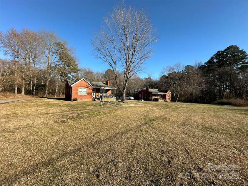 114 Barker Road, Dallas, NC 28034.  MLS# CAR4243980, YatesRealty ID 10191. 