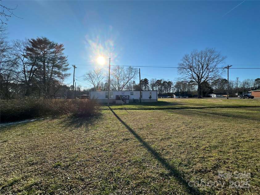 114 Barker Road, Dallas, NC 28034.  MLS# CAR4243980, YatesRealty ID 10191. 