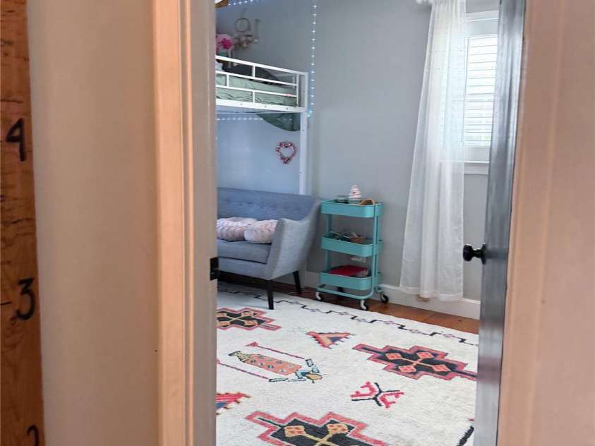 6701 Rugby Lane, Charlotte, NC 28226.  MLS# CAR4360947, YatesRealty ID 10191. 