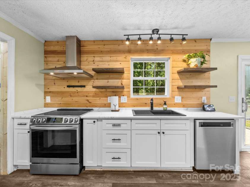 3546 Mount Pleasant Road, Concord, NC 28025.  MLS# CAR4247028, YatesRealty ID 10192. 