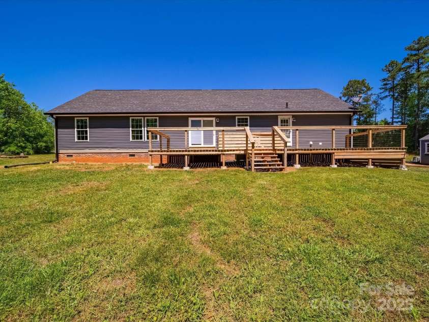 3546 Mount Pleasant Road, Concord, NC 28025.  MLS# CAR4247028, YatesRealty ID 10192. 