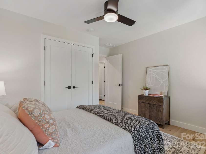 512 Tenth Street, Black Mountain, NC 28711.  MLS# CAR4247173, YatesRealty ID 10193. Fourth Bedroom View to Hallway