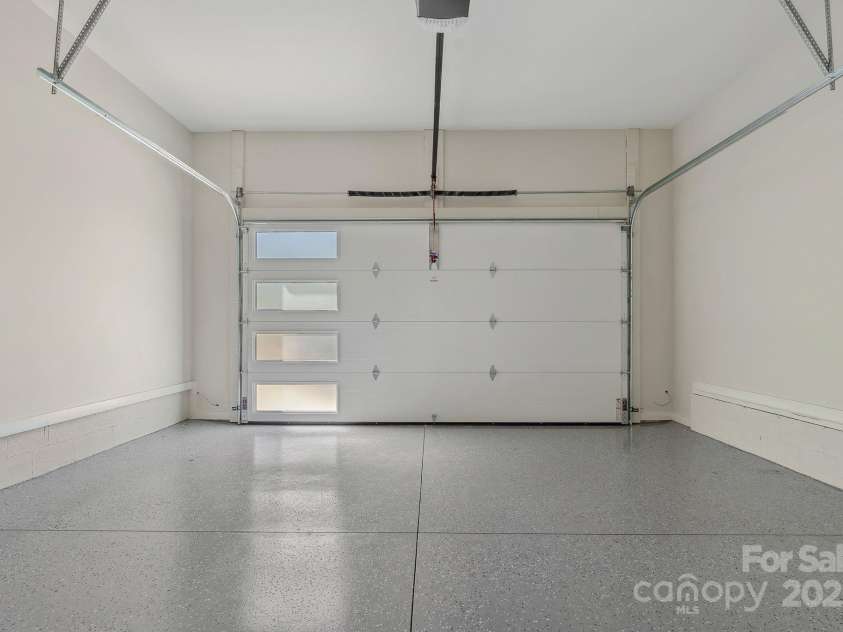 512 Tenth Street, Black Mountain, NC 28711.  MLS# CAR4247173, YatesRealty ID 10193. Gleaming Two-car Garage