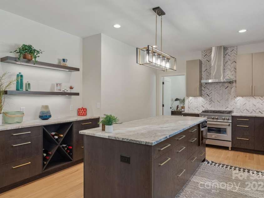 512 Tenth Street, Black Mountain, NC 28711.  MLS# CAR4247173, YatesRealty ID 10193. Large Island- Perfect for Your Home Chef