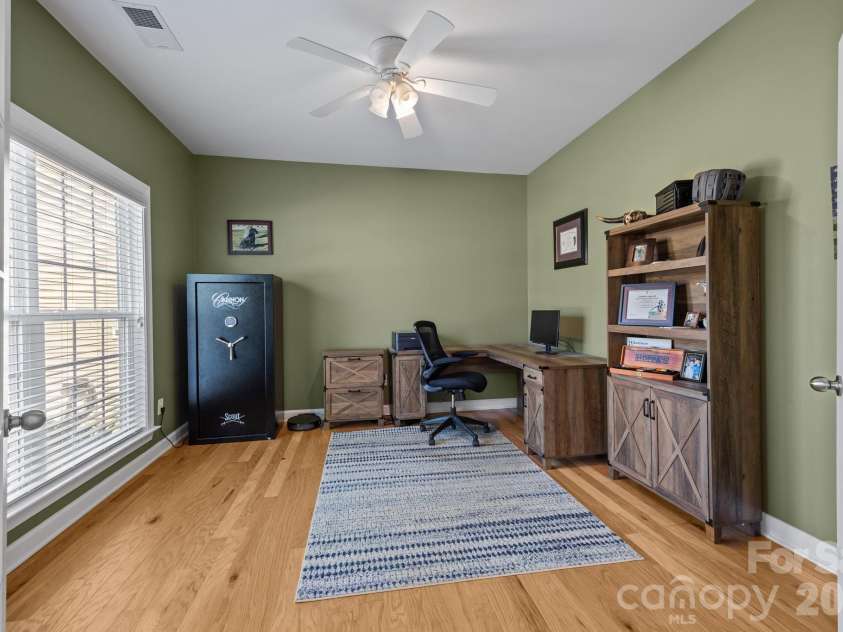 1982 Smokey Quartz Road, Davidson, NC 28036.  MLS# CAR4365393, YatesRealty ID 10194. 