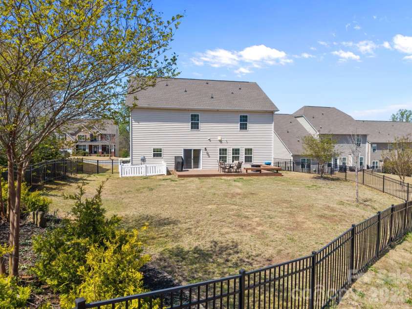 1982 Smokey Quartz Road, Davidson, NC 28036.  MLS# CAR4365393, YatesRealty ID 10194. 