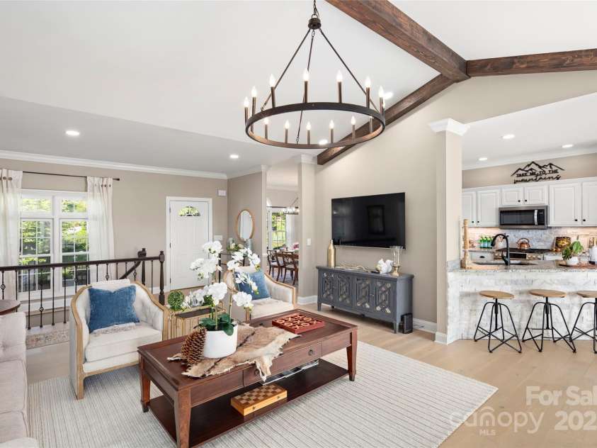 301 Governors Drive, Hendersonville, NC 28791.  MLS# CAR4251149, YatesRealty ID 10194. 