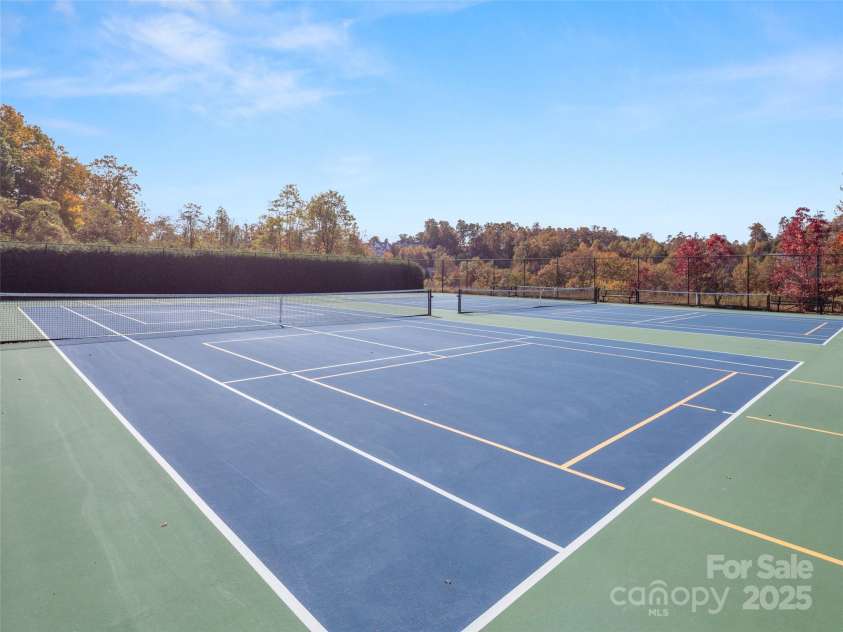 301 Governors Drive, Hendersonville, NC 28791.  MLS# CAR4251149, YatesRealty ID 10194. 