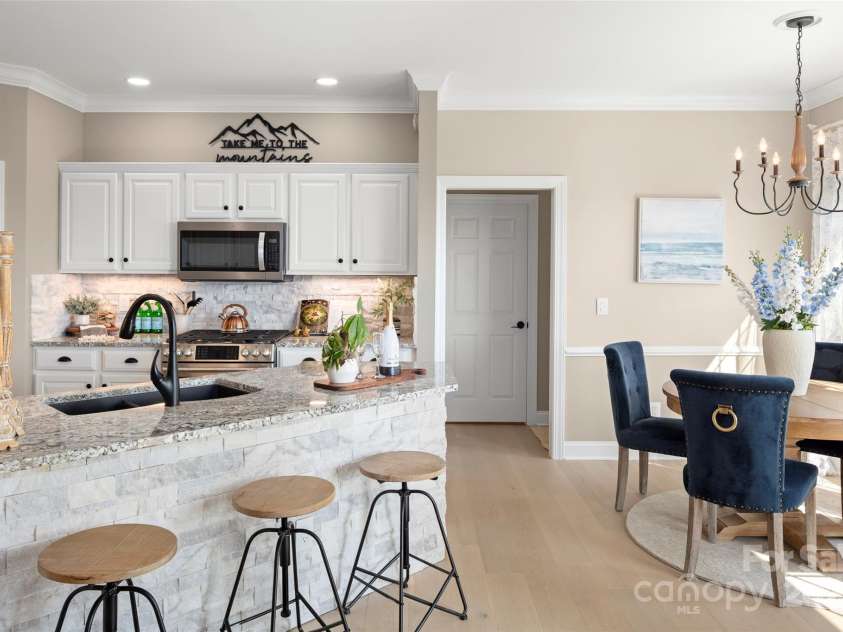 301 Governors Drive, Hendersonville, NC 28791.  MLS# CAR4251149, YatesRealty ID 10194. 