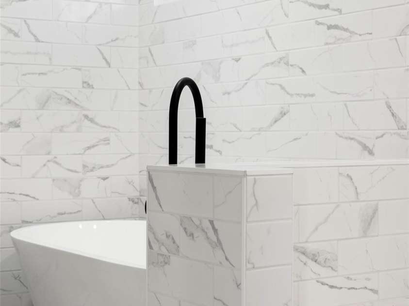 301 Governors Drive, Hendersonville, NC 28791.  MLS# CAR4251149, YatesRealty ID 10194. Soaking Tub