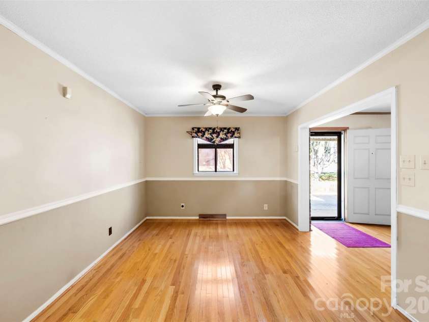 1696 Hoffman Road, Gastonia, NC 28054.  MLS# CAR4365110, YatesRealty ID 10195. 