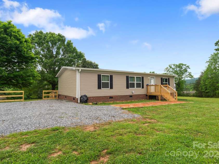 4450 Franklin Smith Street, Connelly Springs, NC 28612.  MLS# CAR4226143, YatesRealty ID 10195. 